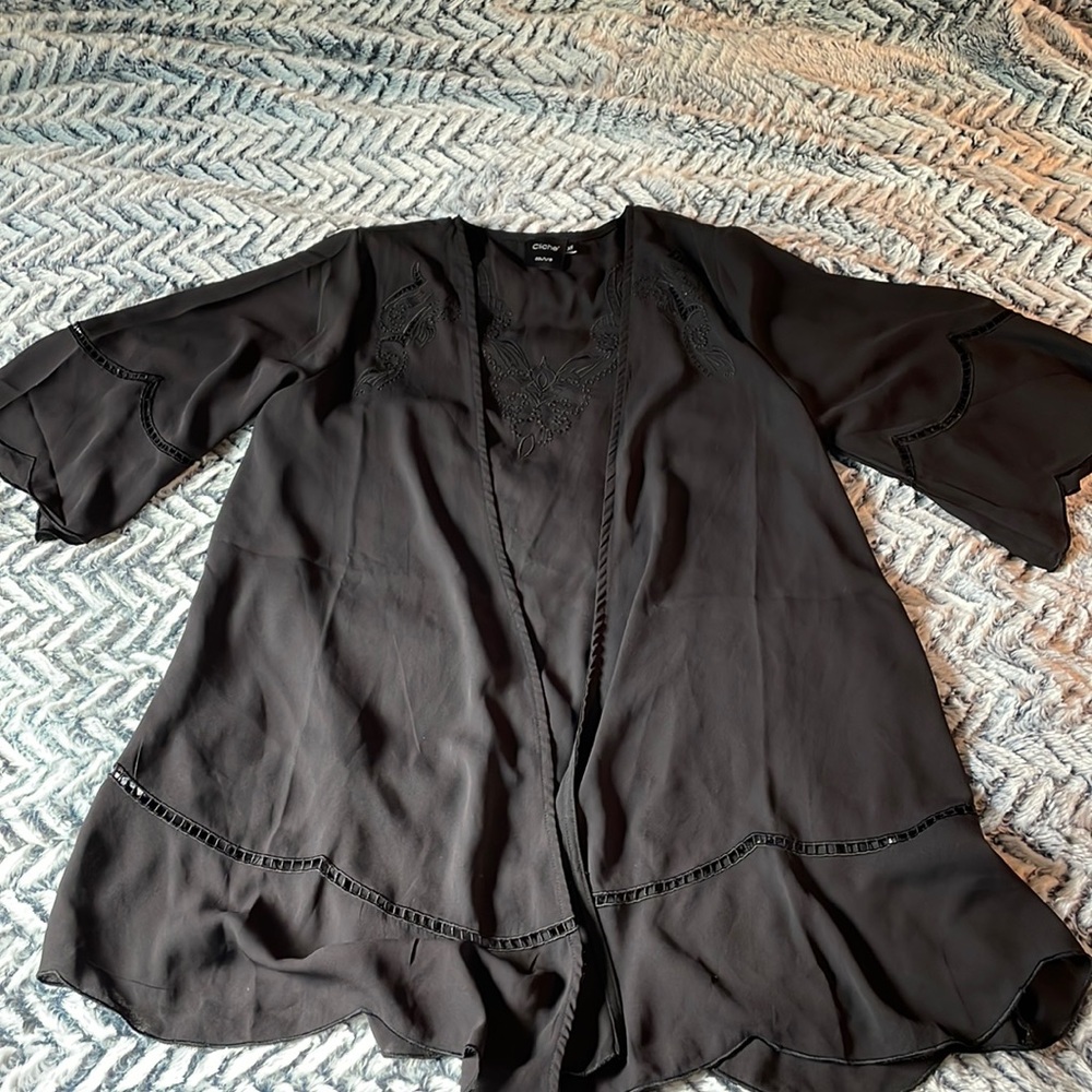 Cliché Black Kimono